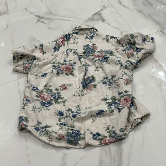 Lemongrass size medium button-down - Picture 3 of 3